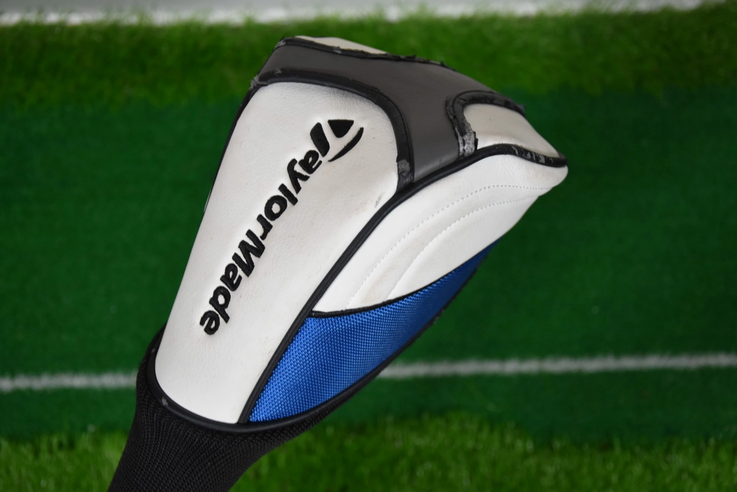 Taylormade SLDR 10.5° R-Flex Driver - Image 6